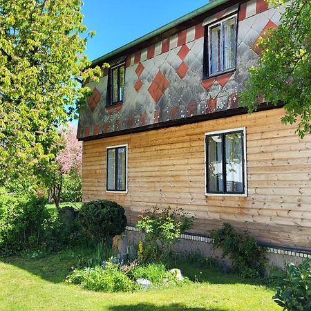 Old Summer House With Renovated Bathroom Прага Екстериор снимка